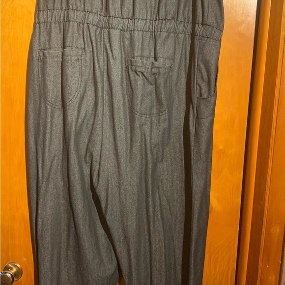 Plus size Paper Tee black denim Romper Size 3X. Never worn $25. - Picture 4 of 7